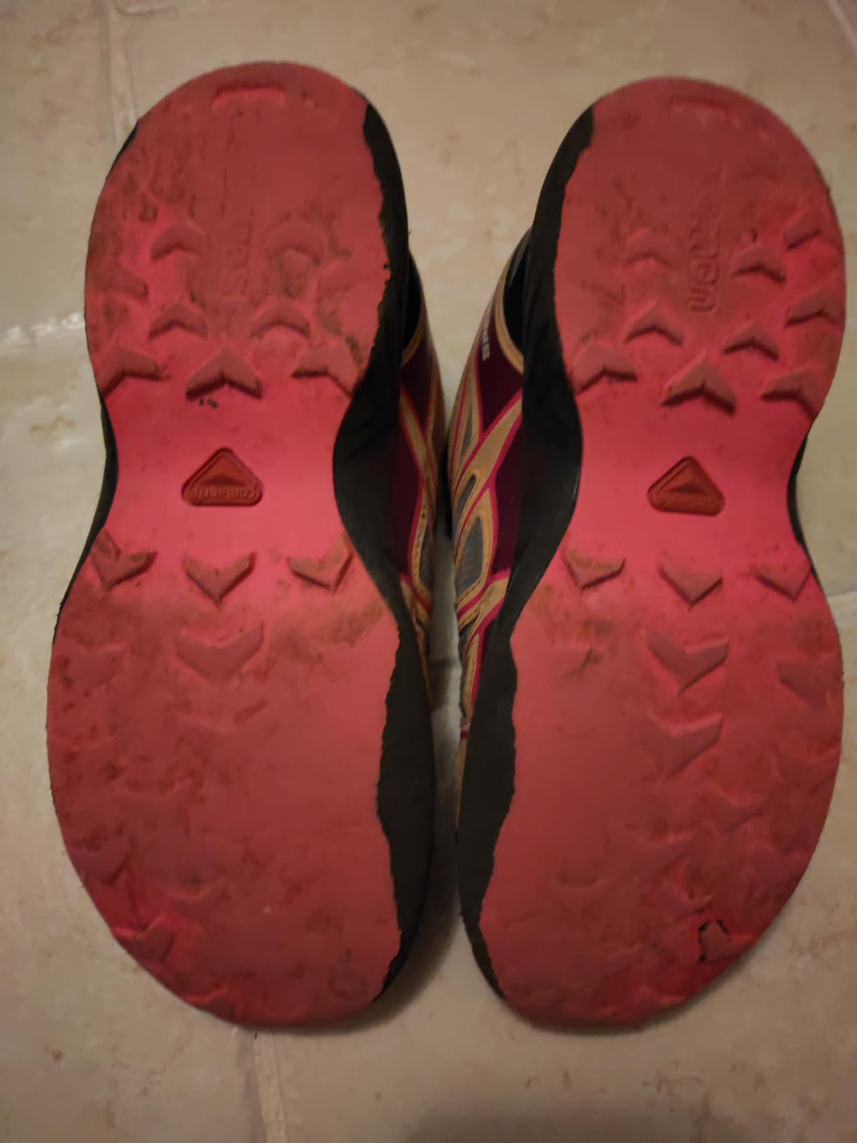 Très bonnes chaussures enfant