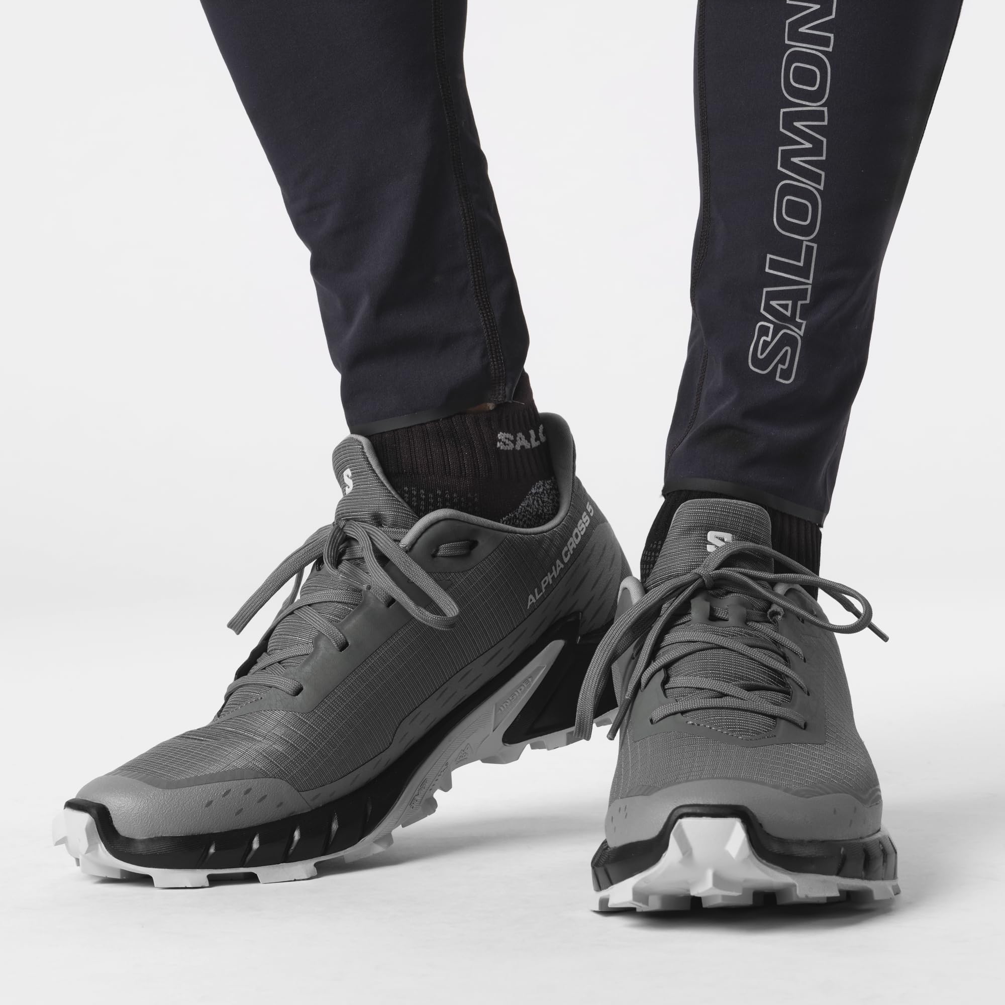 salomon-alphacross-5-chaussures-de-trail-homme-crampons-profonds-pour-sols-boueu image 4